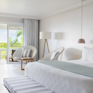 Premier King Suite
